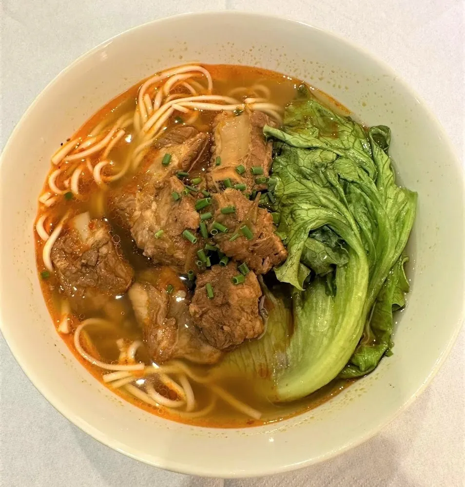 8011 Nouilles Au Ribs En Bouillon